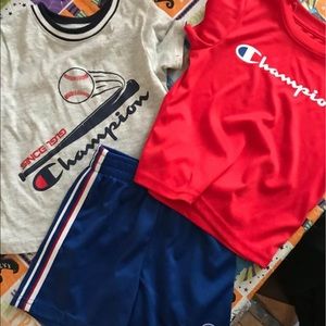 2t champion outfit
